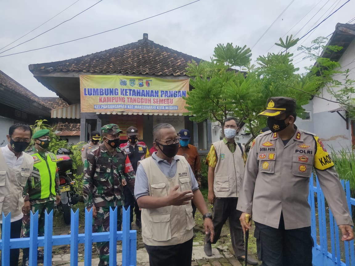 Kunjungan Kapolres Madiun Di Kampung Tangguh Semeru ( KTS )